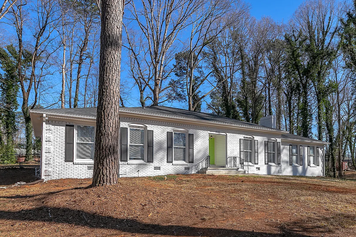 Building Photo - 5111 Medford Ln