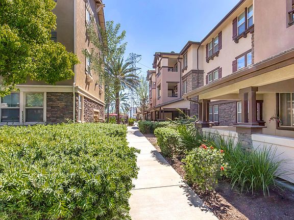 2nd image of 7550 Desert Holly St #1111