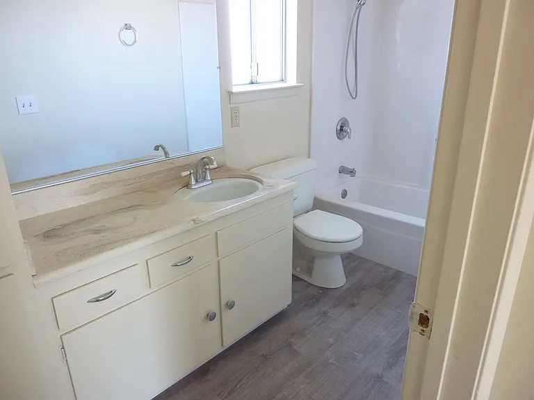 771 Morro St #4 — Photo 11