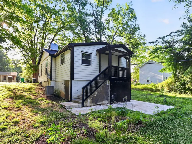 2958 Reid Ave — Photo 15