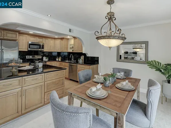 1935 Golden Rain Rd APT 9, Walnut Creek, CA 94595