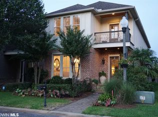 646 Norman Ln, Fairhope, AL 36532