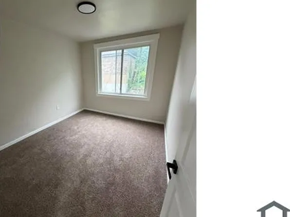 740 Middle Ave, Wilmerding, PA 15148
