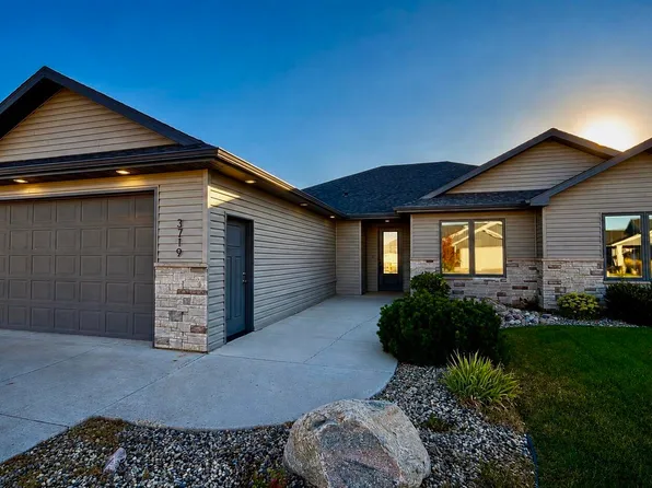 3719 Leighton Dr, Bismarck, ND 58504