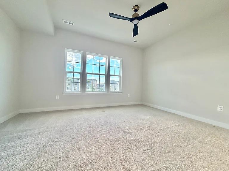 5330 Witch Hazel Ln — Photo 12