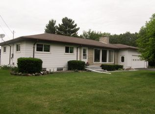 9420 Peet Rd, Chesaning, MI 48616