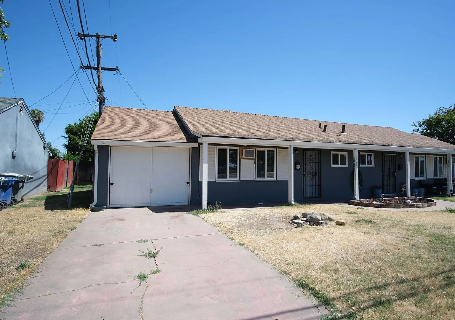 1207-1209 Merced Avenue — Photo 3
