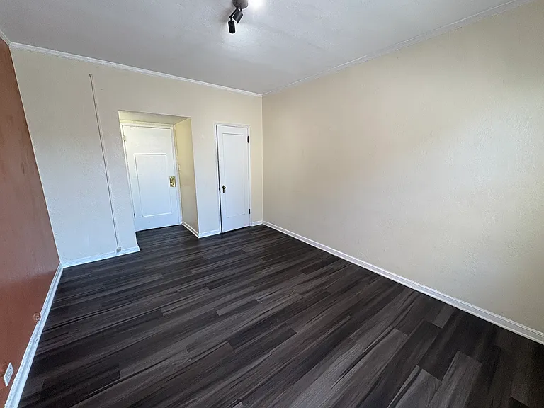 634 15th Street — Photo 50