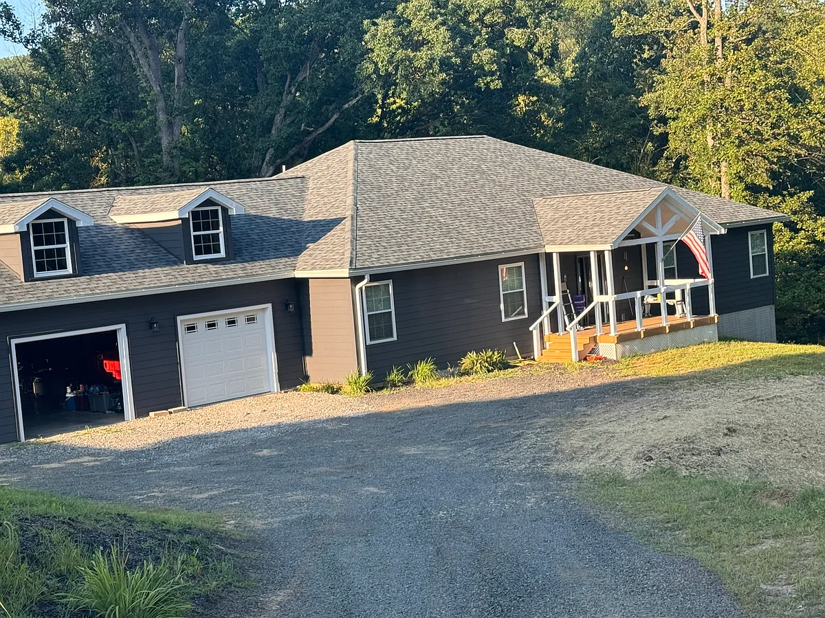 Building Photo - 119 Stonegate Dr