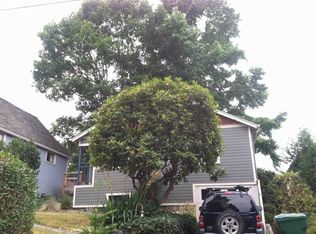 9215 25th Ave NE, Seattle, WA 98115