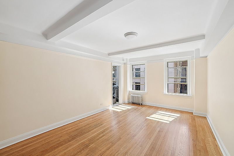 1st image of 25 E 10th St APT 8B