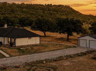 1006 High Point Dr, Mineral Wells, TX 76067
