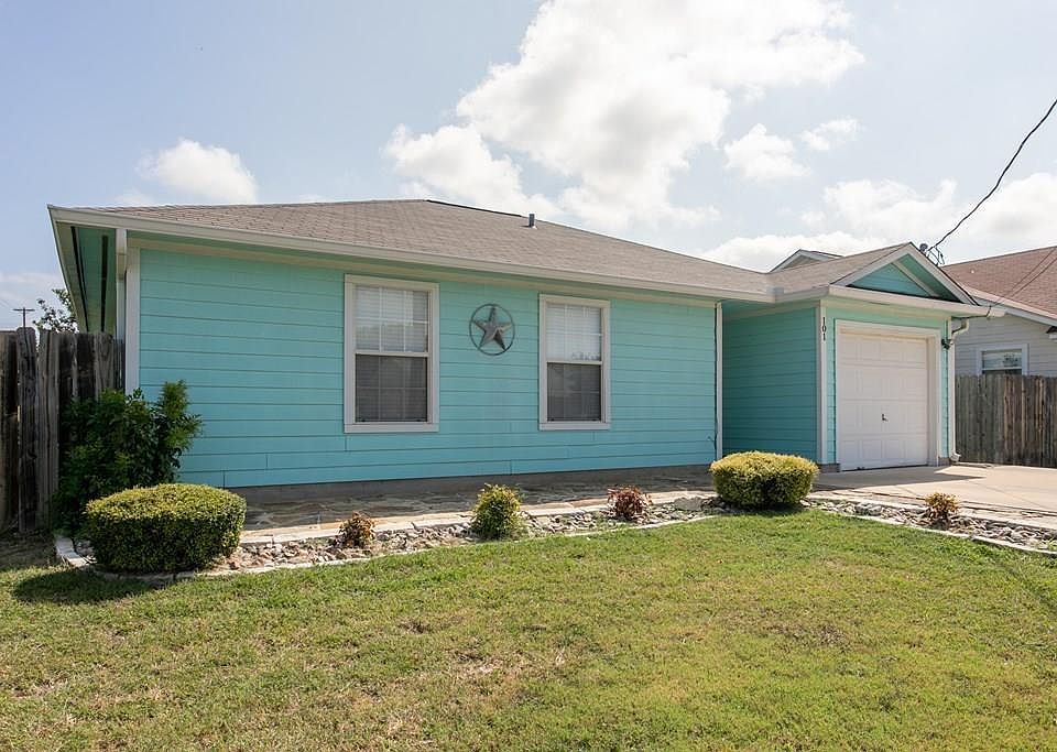 1st image of 101 Amelia Ct