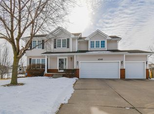 1010 SE Applewood Ln, Waukee, IA 50263