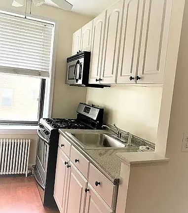 3rd image of 21-31 78th St #B1