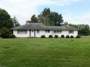 2010 Carolina Rd, Burlington, NC 27217