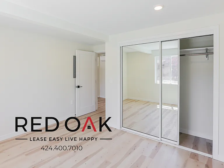1861 S Sycamore Ave #1865.25 — Photo 11