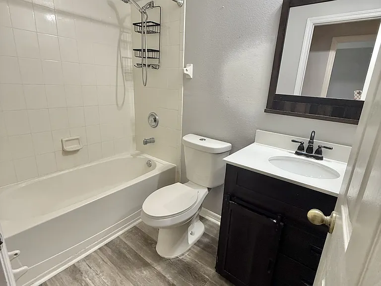 609 Cresting Oak Cir #1 — Photo 2