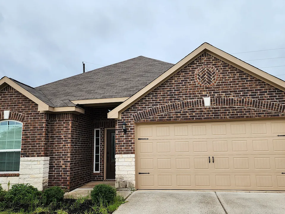 21326 Echo Manor Dr