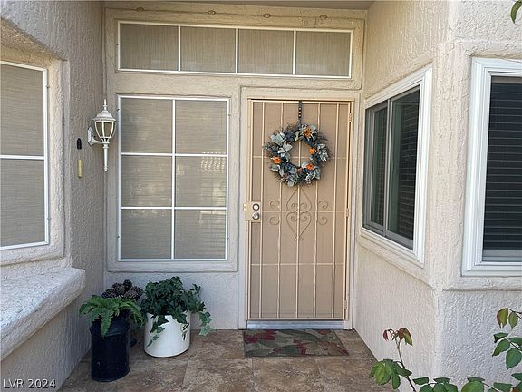 2nd image of 2704 Echo Mesa Dr #0