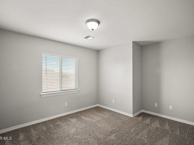 14760 Sam Garcia Ave — Photo 33
