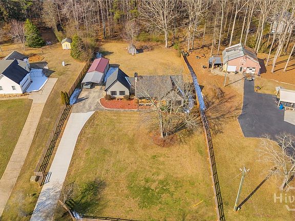 2nd image of 233 Kennedy Sells Road