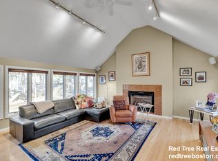 829 Chestnut St #829, Waban, MA 02468