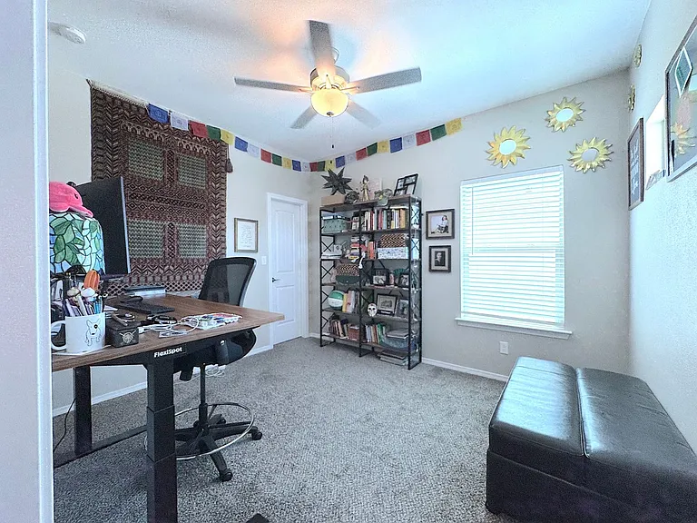7805 Enchanted View Dr — Photo 28