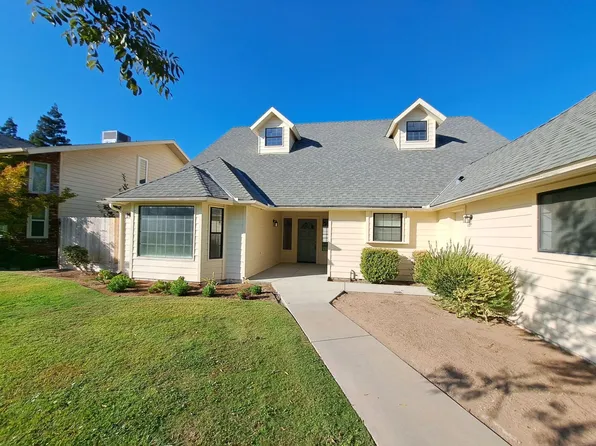 301 W Paul Ave, Clovis, CA 93612