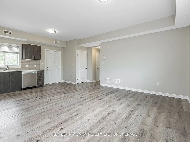 29 Afton Ave — Photo 5