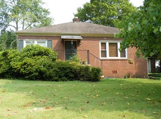 1542 Rampart Dr, Maryville, TN 37804