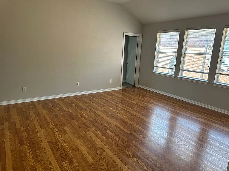 1117 Acacia Dr — Photo 17