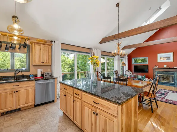 8 Schuyler Drive, Campton, NH 03223