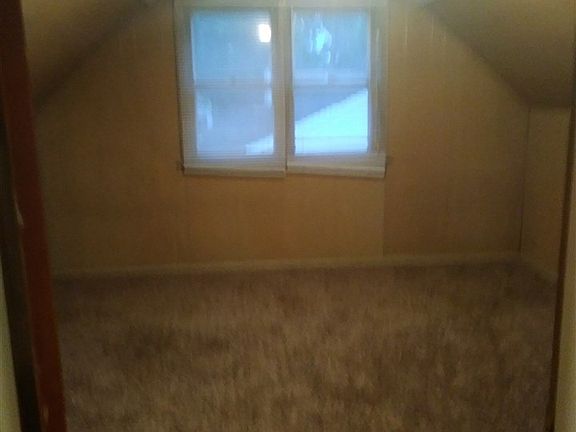 3rd image of 120 S Gladstone Ave