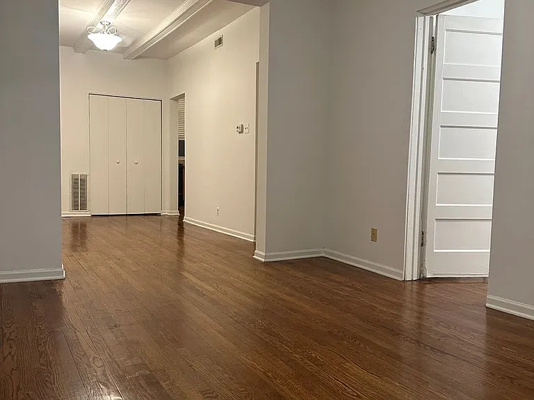 1750 W Belle Plaine Ave #1 — Photo 21