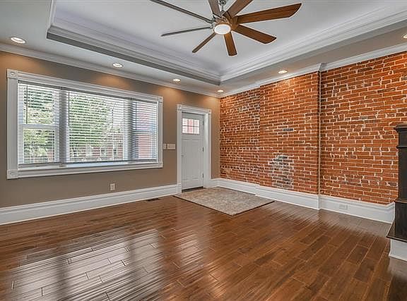 4th image of 2409 McNair Ave