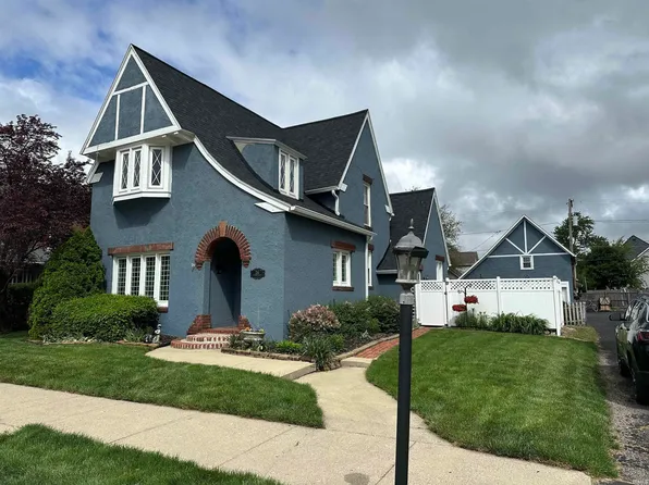 216 W 3rd St, Peru, IN 46970
