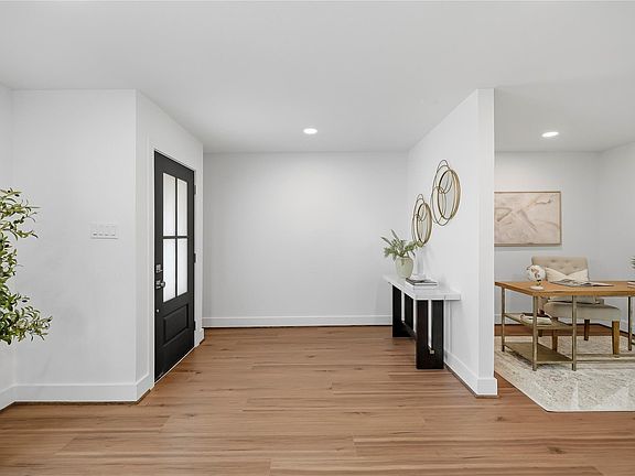 5th image of 14295 Misty Meadow Ln