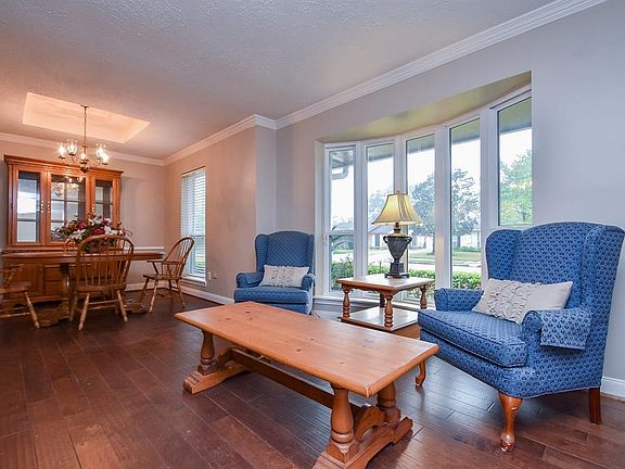 5th image of 1531 Briarbank Dr