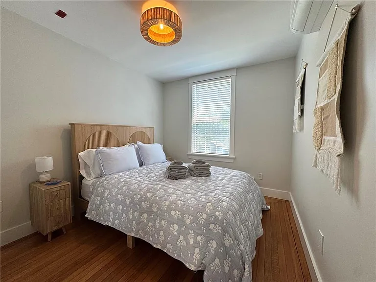 19 Walnut St — Photo 6