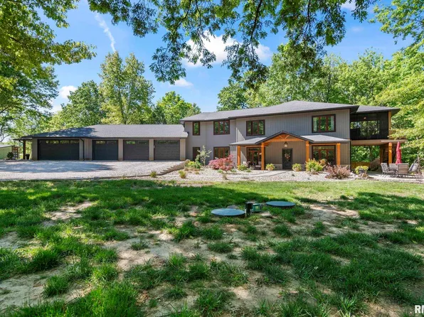 15282 New Salem Bluff Rd, Petersburg, IL 62675