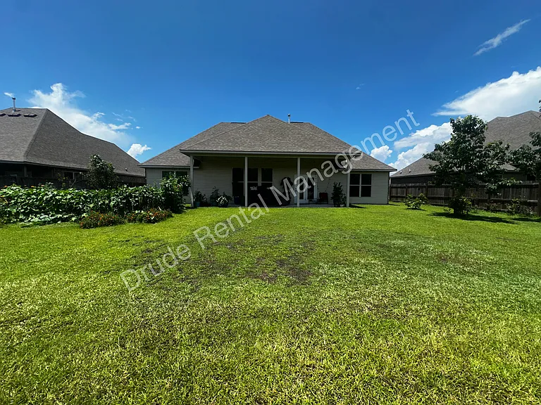 20340 Thornwood Dr — Photo 34