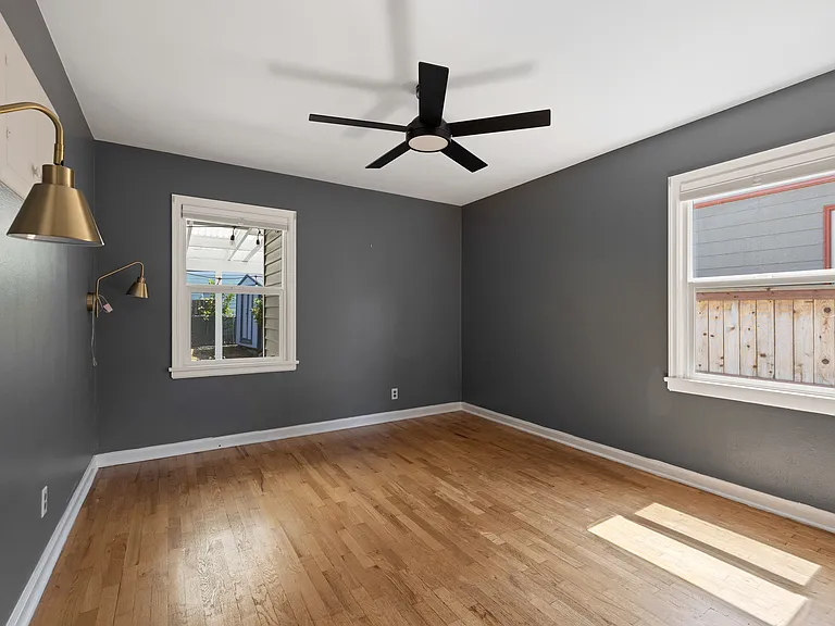 1505 N Monroe St — Photo 15