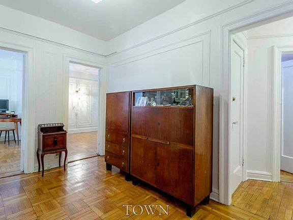 4th image of 125 Cabrini Blvd APT A2
