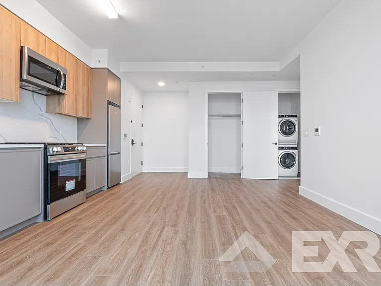 2230 Cropsey Ave #2001 — Photo 3