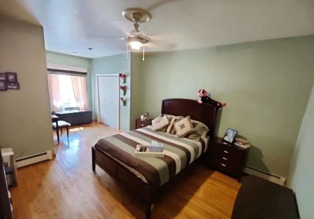5 bed, $3,800 — Photo 2