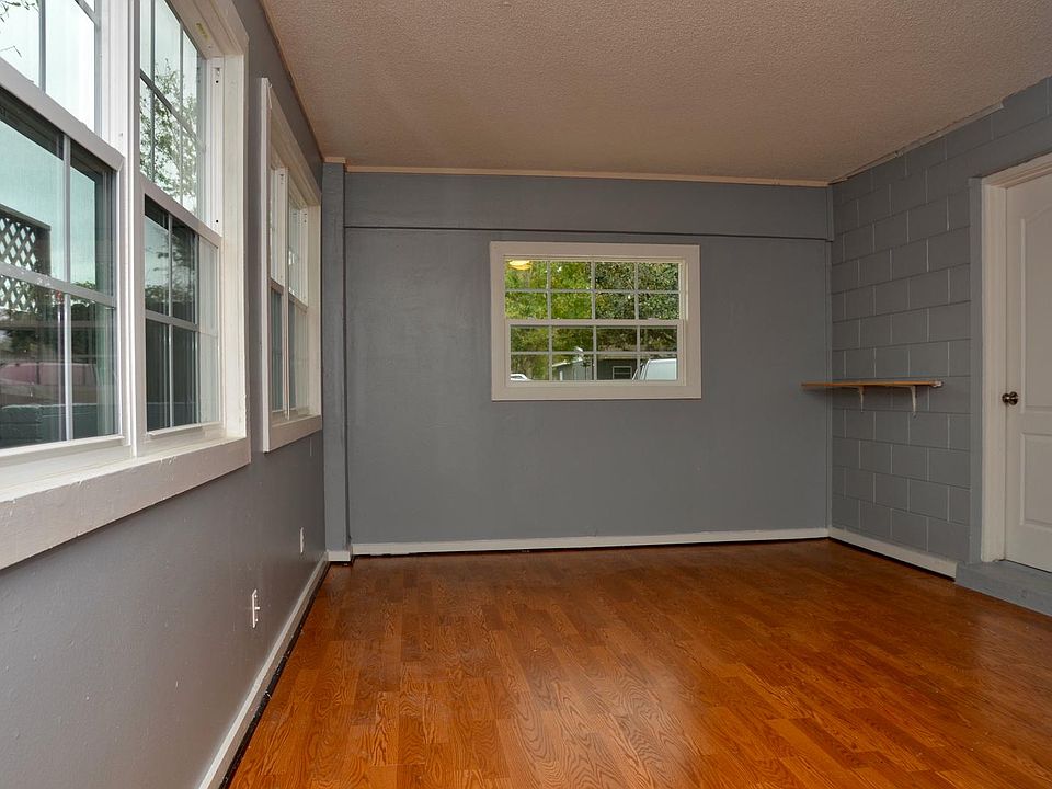 1st image of 808 Georgia Ave