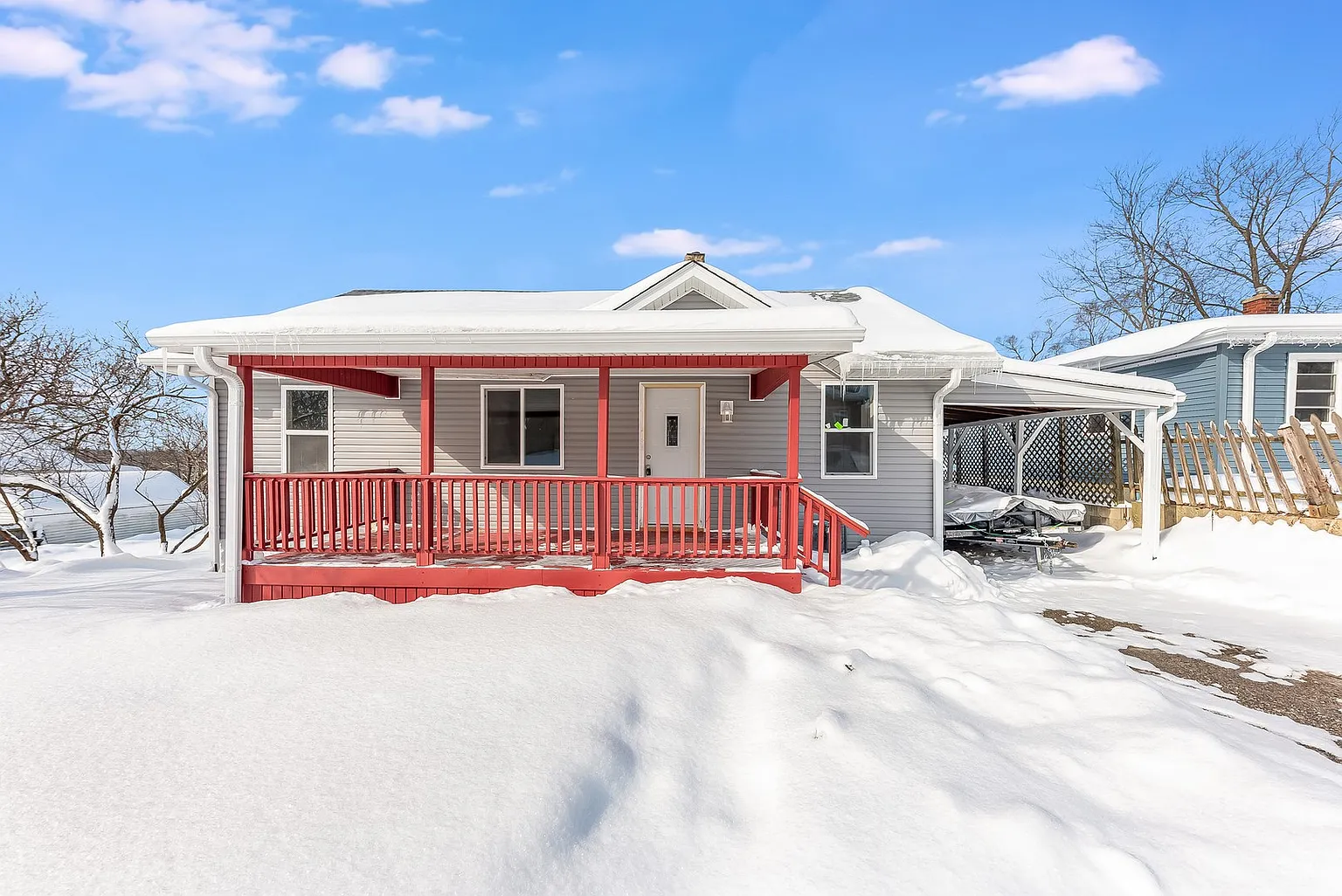 257 Leach Ave photo 1