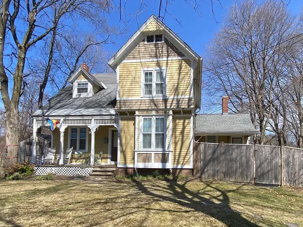 107 Shelburne Rd, Greenfield, MA 01301