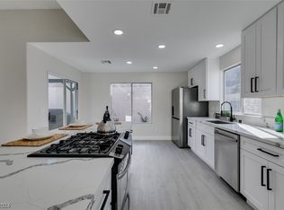 433 Nancy Dr, Henderson, NV 89015